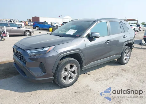 2022 Toyota Rav4 Xle z USA, uszkodzony, nr VIN 2T3W1RFV1NW208356
